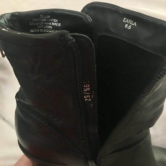 Steve Madden Earla Black Leather Chunky Heel Ankle Boots/Booties - Picture 7 of 8